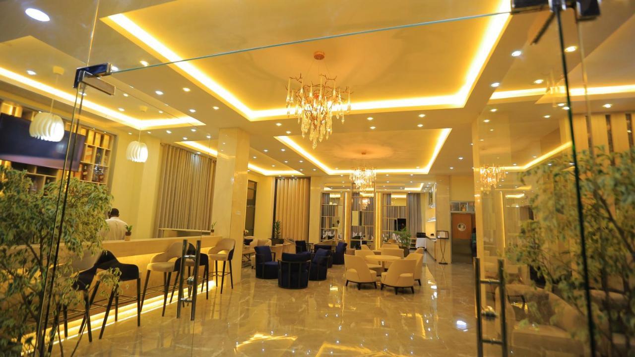 Triple E Hotel&Spa Addis Ababa Exterior foto