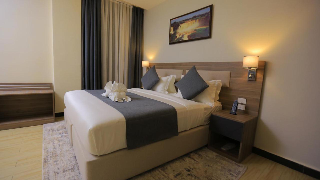 Triple E Hotel&Spa Addis Ababa Exterior foto